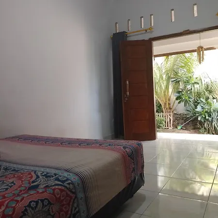 Maeza Homestay Kuta  Exterior photo