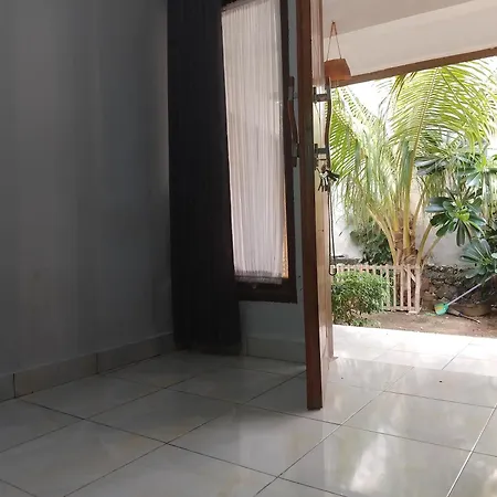 Maeza Homestay Kuta  Exterior photo